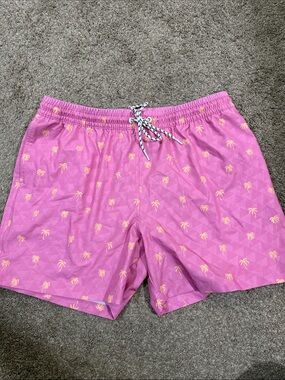 chubbies Pink Palm-Print Hybrid Shorts